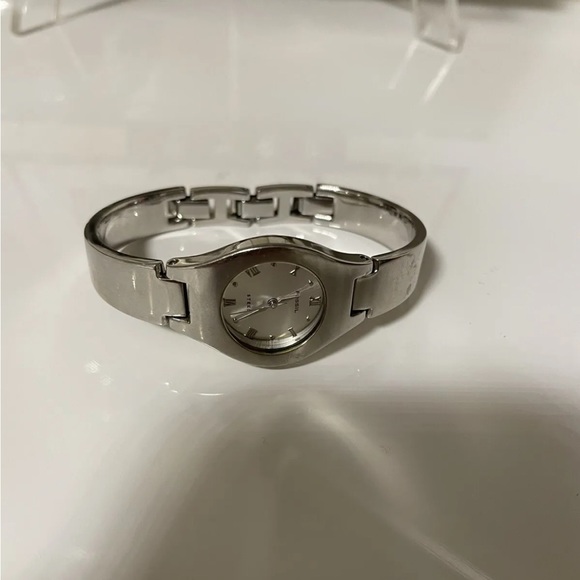 Fossil Steel Womens Bracelet Band Watch FS-2561
